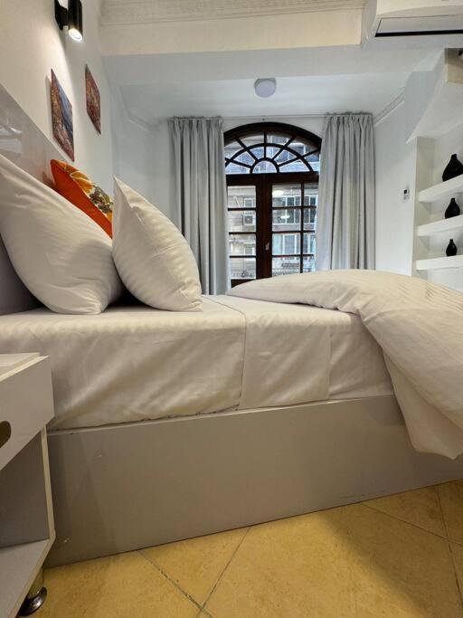 Premium Sleep Halastay Comfort Apartment