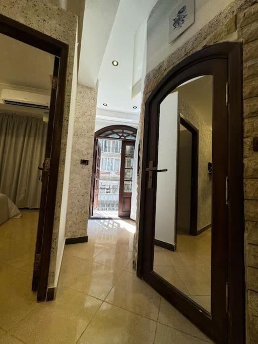 Premium Sleep Halastay Comfort Apartment